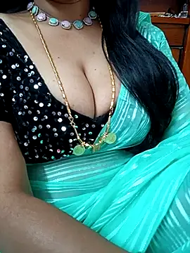 Snapshot of amala_ss chatting on March 10, 2025, 11:01 am amala ss online show from March 10, 2025, 11:01 am