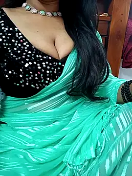 Snapshot of amala_ss chatting on March 11, 2025, 3:14 am amala ss online show from March 11, 2025, 3:14 am