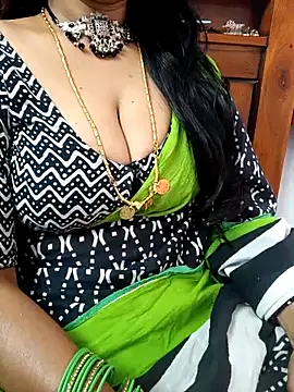 Snapshot of amala_ss chatting on February 17, 2025, 3:15 am amala ss online show from February 17, 2025, 3:15 am