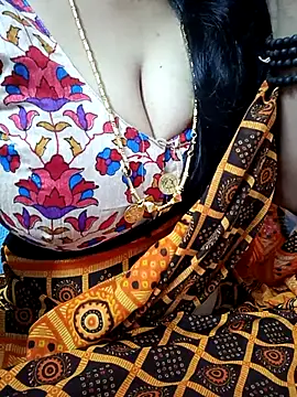 Snapshot of amala_ss chatting on February 25, 2025, 2:26 pm amala ss online show from February 25, 2025, 2:26 pm