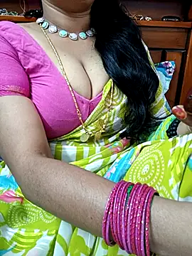 Snapshot of amala_ss chatting on March 3, 2025, 11:00 am amala ss online show from March 3, 2025, 11:00 am