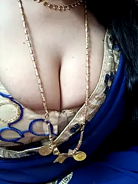 Snapshot of amala_ss chatting on October 3, 2025, 8:05 am amala ss online show from October 3, 2025, 8:05 am