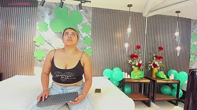 Snapshot of julietha_taylor chatting on March 18, 2026, 1:20 am julietha taylor online show from March 18, 2026, 1:20 am