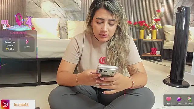 Snapshot of julietha_taylor chatting on February 23, 2026, 3:41 am julietha taylor online show from February 23, 2026, 3:41 am