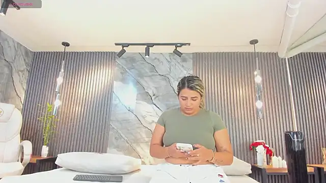 julietha taylor online show from January 13, 2026, 1:53 am