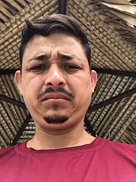 isacalejandroo online show from March 11, 2026, 1:05 pm