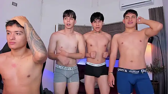 Snapshot of Sweet_WallenV2 chatting on February 5, 2026, 1:07 pm Sweet WallenV2 online show from February 5, 2026, 1:07 pm