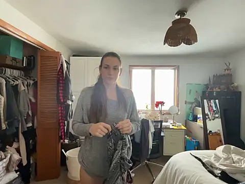 MissSwitch online show from February 1, 2025, 2:34 pm