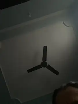 Snapshot of HotRiyacpl chatting on October 31, 2025, 12:13 pm HotRiyacpl online show from October 31, 2025, 12:13 pm