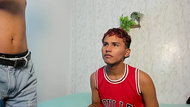 Snapshot of boys_yourparty chatting on March 29, 2026, 1:07 am boys yourparty online show from March 29, 2026, 1:07 am