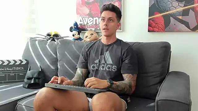 JeanBroc online show from November 8, 2025, 8:01 pm