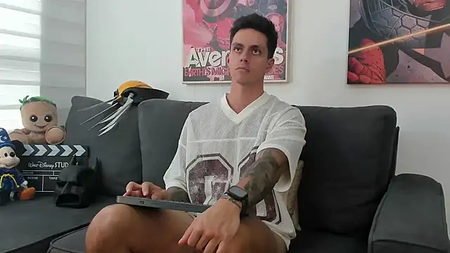 Snapshot of JeanBroc chatting on January 31, 2026, 7:34 pm JeanBroc online show from January 31, 2026, 7:34 pm