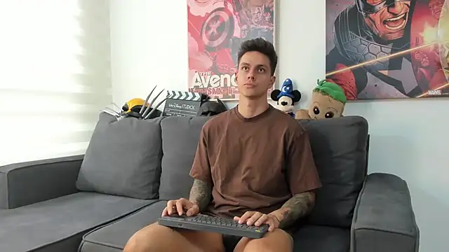 JeanBroc online show from October 26, 2025, 8:31 pm