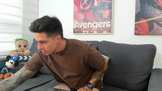 Snapshot of JeanBroc chatting on February 21, 2026, 7:27 pm JeanBroc online show from February 21, 2026, 7:27 pm