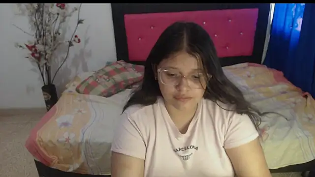 Snapshot of angel_barbie_1 chatting on September 27, 2025, 2:56 pm angel barbie 1 online show from September 27, 2025, 2:56 pm