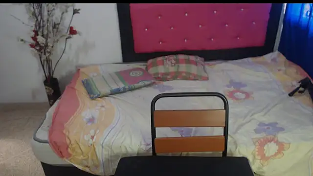 Snapshot of angel_barbie_1 chatting on September 18, 2025, 3:26 pm angel barbie 1 online show from September 18, 2025, 3:26 pm