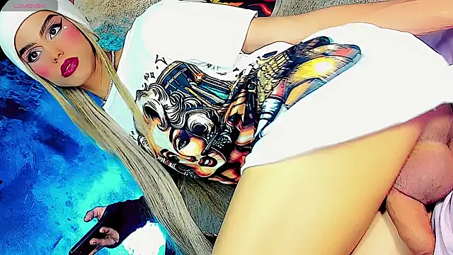 dollswit01 online show from March 15, 2025, 12:58 am