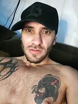 DAVID FERRAZ online show from February 22, 2026, 9:22 am