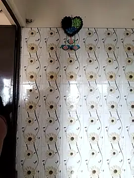 Anjoly online show from March 13, 2025, 4:16 am