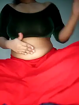 Snapshot of Sannyleon67 chatting on February 5, 2025, 4:48 am Sannyleon67 online show from February 5, 2025, 4:48 am