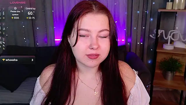 Snapshot of EffyEvansy chatting on February 22, 2025, 11:35 am EffyEvansy online show from February 22, 2025, 11:35 am