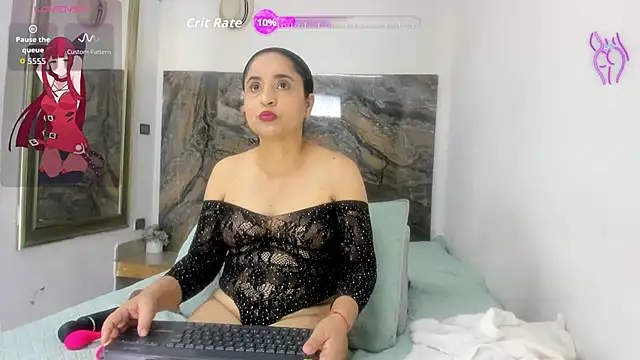 Snapshot of Yaya____11 chatting on May 31, 2026, 12:33 pm Yaya 11 online show from May 31, 2026, 12:33 pm