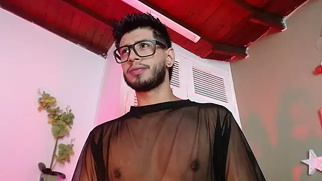 Snapshot of Colby_brown03 chatting on November 17, 2025, 5:06 pm Colby brown03 online show from November 17, 2025, 5:06 pm