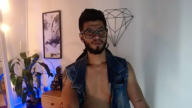 Snapshot of Colby_brown03 chatting on April 6, 2026, 4:46 am Colby brown03 online show from April 6, 2026, 4:46 am