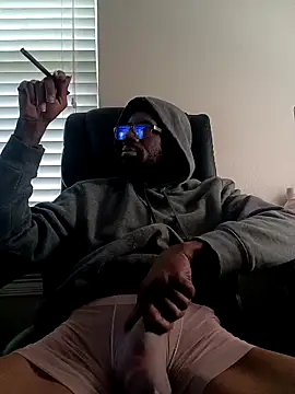 Snapshot of Txdarkmeat74 chatting on December 5, 2025, 2:15 pm Txdarkmeat74 online show from December 5, 2025, 2:15 pm