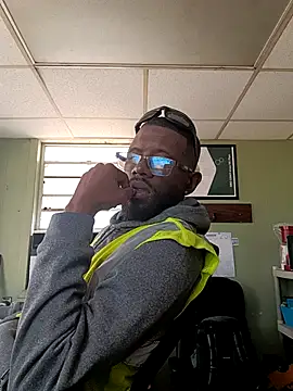 Txdarkmeat74 online show from November 26, 2025, 6:19 pm