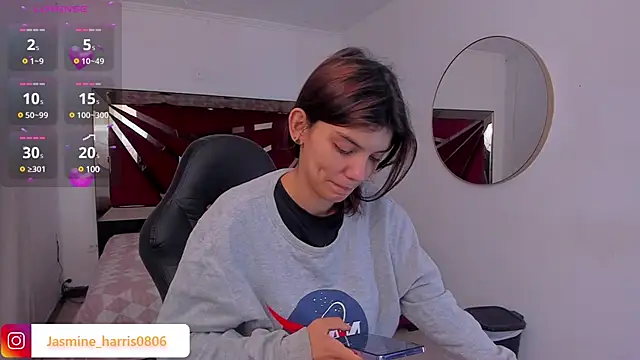 Snapshot of JasmineHarris chatting on February 19, 2025, 11:28 am JasmineHarris online show from February 19, 2025, 11:28 am