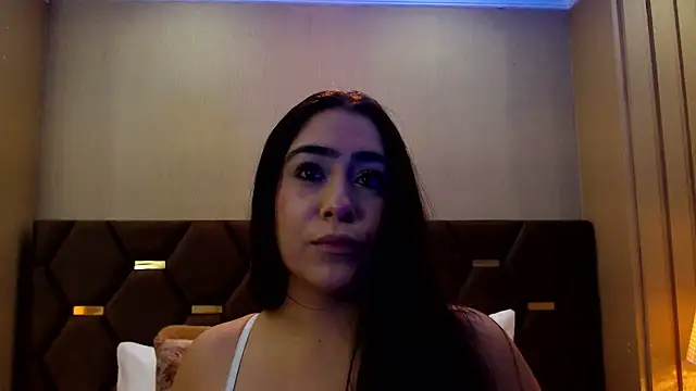 Snapshot of DevonPiers chatting on December 21, 2024, 12:06 pm DevonPiers online show from December 21, 2024, 12:06 pm