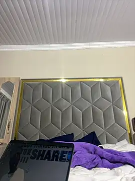 Snapshot of PuddingHotPot chatting on April 15, 2026, 12:05 am PuddingHotPot online show from April 15, 2026, 12:05 am