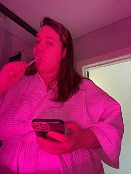 SuzieMurray online show from February 12, 2026, 8:14 am