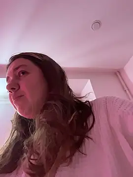 SuzieMurray online show from February 26, 2026, 8:25 am