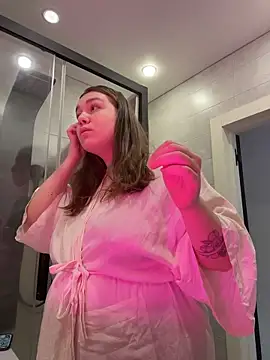 SuzieMurray online show from February 22, 2026, 8:17 am