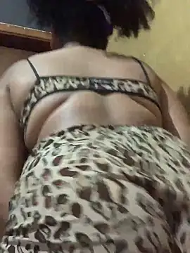 Snapshot of nanaypretinha chatting on December 12, 2024, 3:54 am nanaypretinha online show from December 12, 2024, 3:54 am