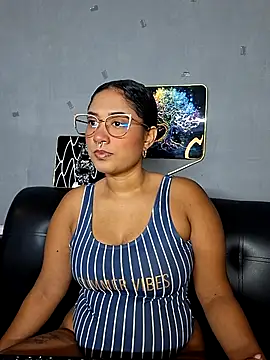 Snapshot of Laurentdupont04 chatting on July 6, 2026, 12:34 pm Laurentdupont04 online show from July 6, 2026, 12:34 pm