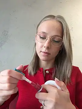 Snapshot of CaseyStar chatting on March 19, 2025, 9:49 am CaseyStar online show from March 19, 2025, 9:49 am