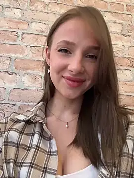 Snapshot of CaseyStar chatting on November 8, 2025, 1:25 pm CaseyStar online show from November 8, 2025, 1:25 pm