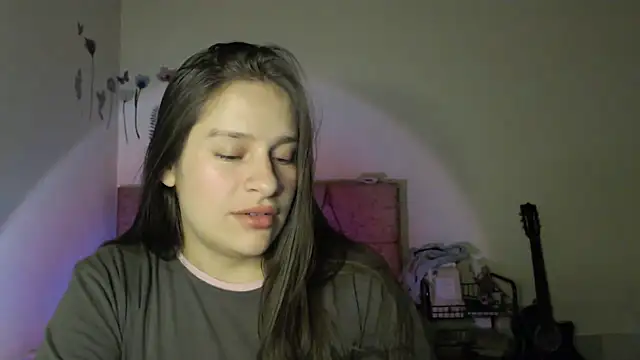 Snapshot of Serenity chatting on November 9, 2025, 1:31 am Serenity online show from November 9, 2025, 1:31 am