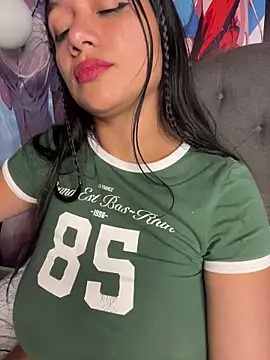 Snapshot of Im_Little chatting on March 2, 2026, 5:08 am Im Little online show from March 2, 2026, 5:08 am