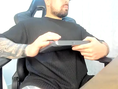 Snapshot of wisdonsenecax chatting on December 23, 2025, 1:49 am wisdonsenecax online show from December 23, 2025, 1:49 am