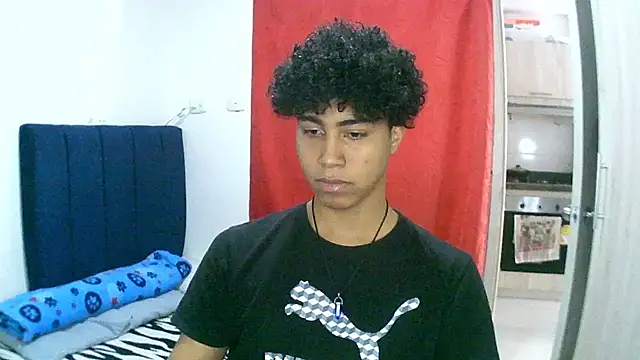 sexy diamante  online show from January 11, 2026, 6:15 pm