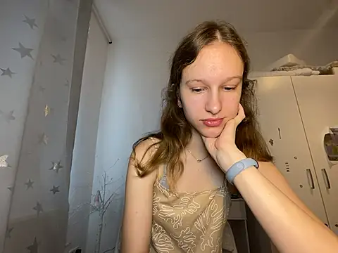 Snapshot of Eva_Angel3 chatting on July 8, 2026, 6:41 pm Eva Angel3 online show from July 8, 2026, 6:41 pm