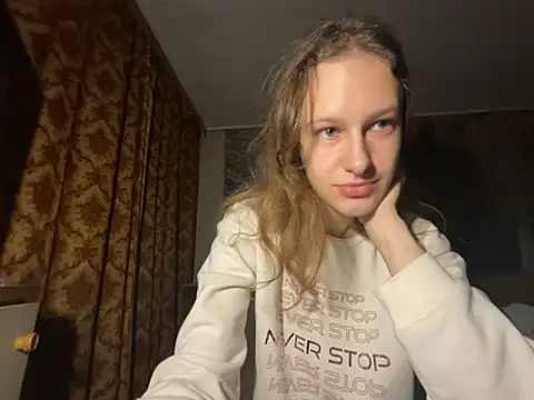 Eva Angel3 online show from October 18, 2025, 5:04 pm