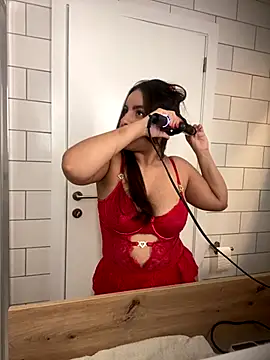 brazilianbbinuk online show from December 15, 2025, 4:13 pm