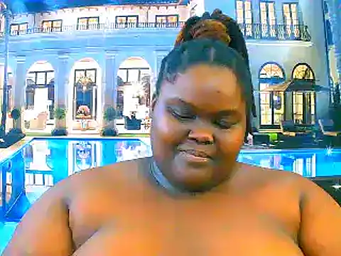 Snapshot of EbonyHotBuns chatting on April 3, 2026, 6:42 am EbonyHotBuns online show from April 3, 2026, 6:42 am