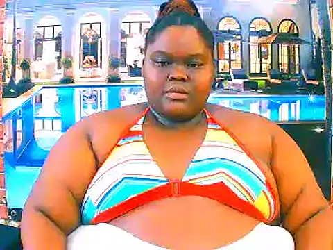 Snapshot of EbonyHotBuns chatting on March 29, 2026, 10:28 am EbonyHotBuns online show from March 29, 2026, 10:28 am