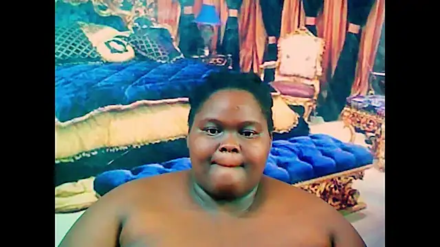 Snapshot of EbonyHotBuns chatting on March 16, 2025, 12:23 am EbonyHotBuns online show from March 16, 2025, 12:23 am